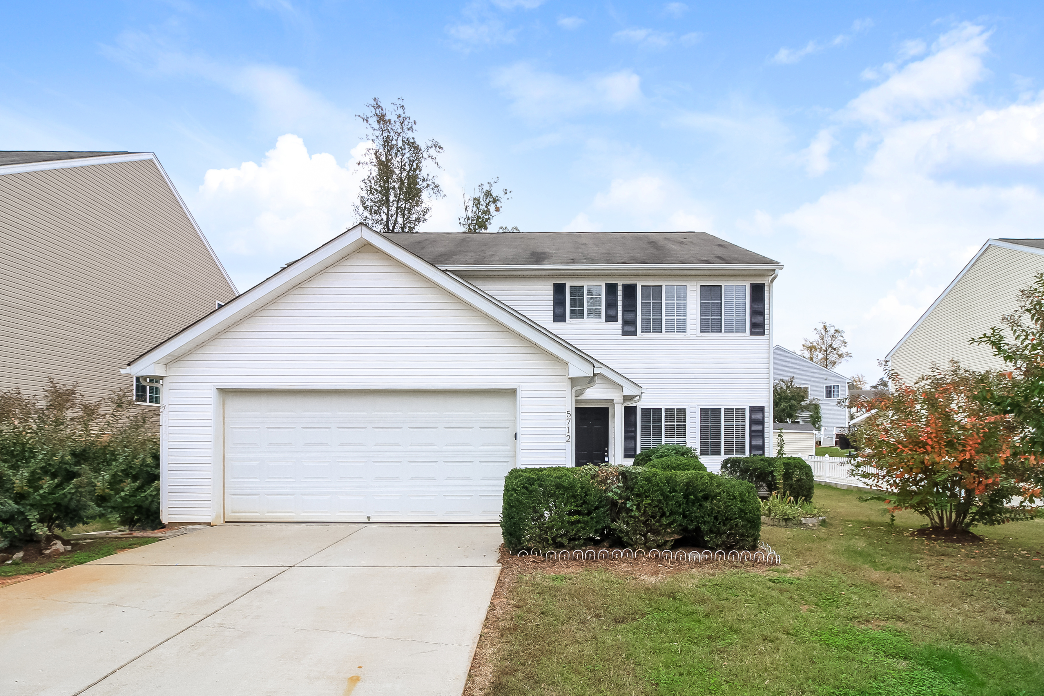 5712 Fisherman Dr Browns Summit, NC 27214
